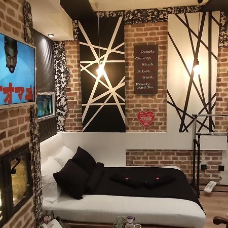 Studio Apartman Black & White Centar Sarajevo Free Parking Saraievo Exterior foto