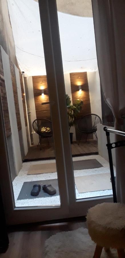 Studio Apartman Black & White Centar Sarajevo Free Parking Saraievo Exterior foto