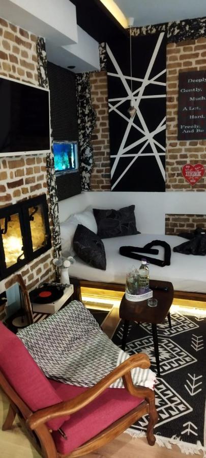 Studio Apartman Black & White Centar Sarajevo Free Parking Saraievo Exterior foto
