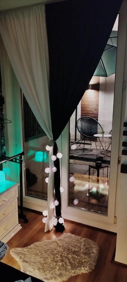 Studio Apartman Black & White Centar Sarajevo Free Parking Saraievo Exterior foto