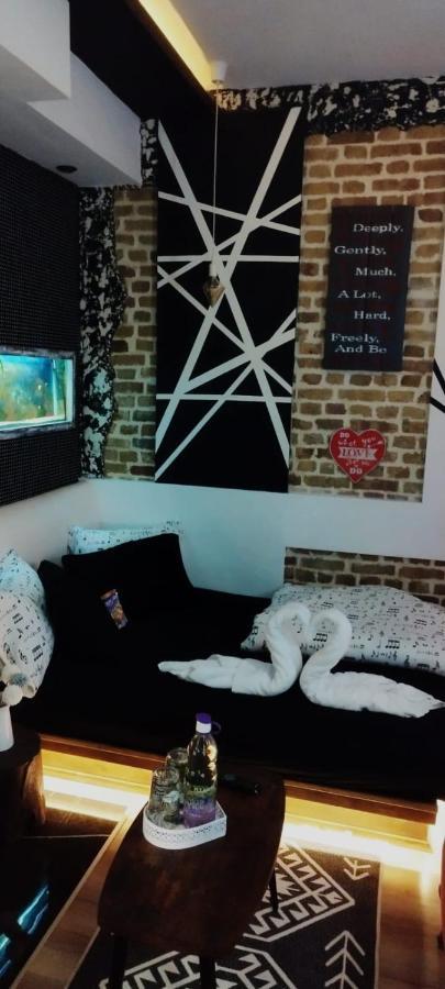 Studio Apartman Black & White Centar Sarajevo Free Parking Saraievo Exterior foto